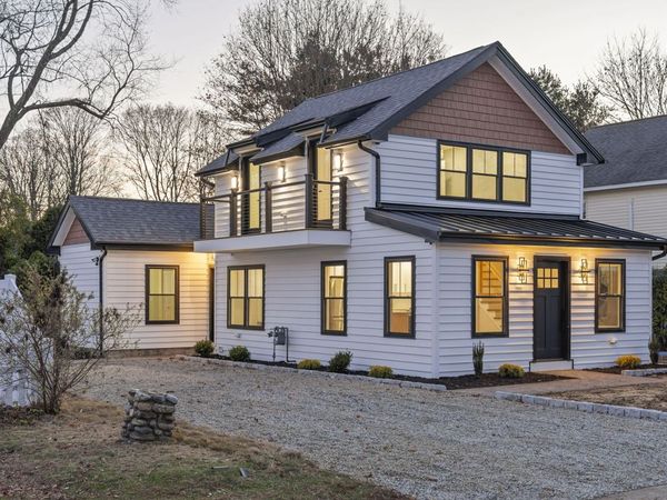 23 Clinton , Old Saybrook, CT 06475