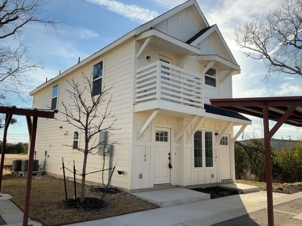 2002 W 2nd ST, Unit 1100, Taylor, TX 76574