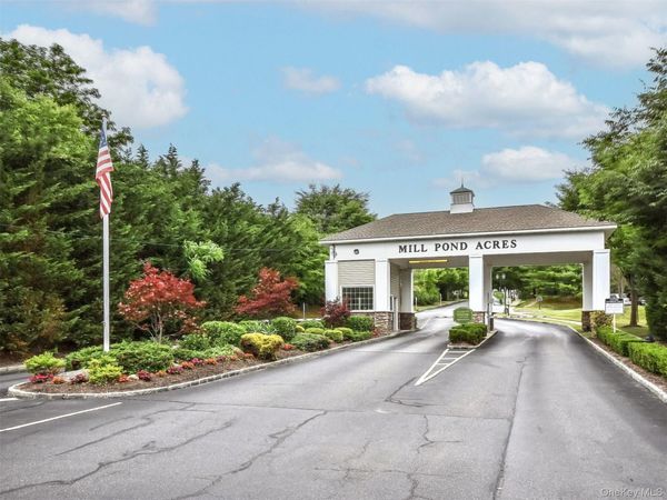 174 Pond View Drive , Port Washington, NY 11050