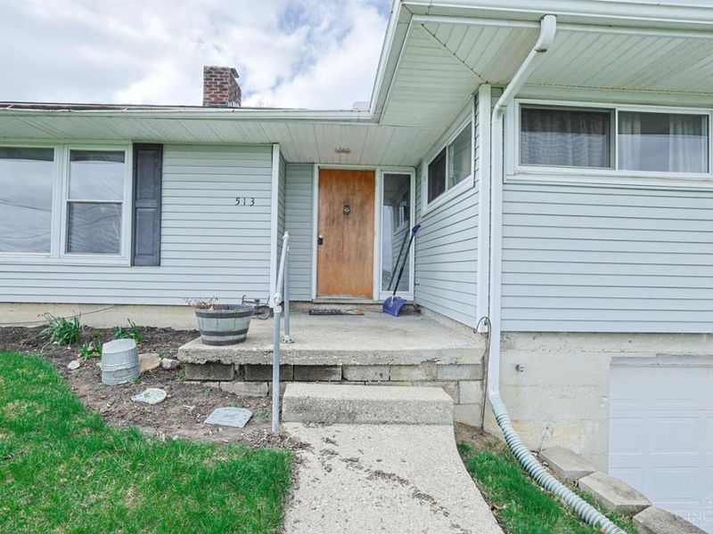 513 Austin Smith Drive, Monroe, OH 45050 Photo 3