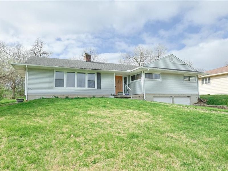 513 Austin Smith Drive, Monroe, OH 45050 Photo 2