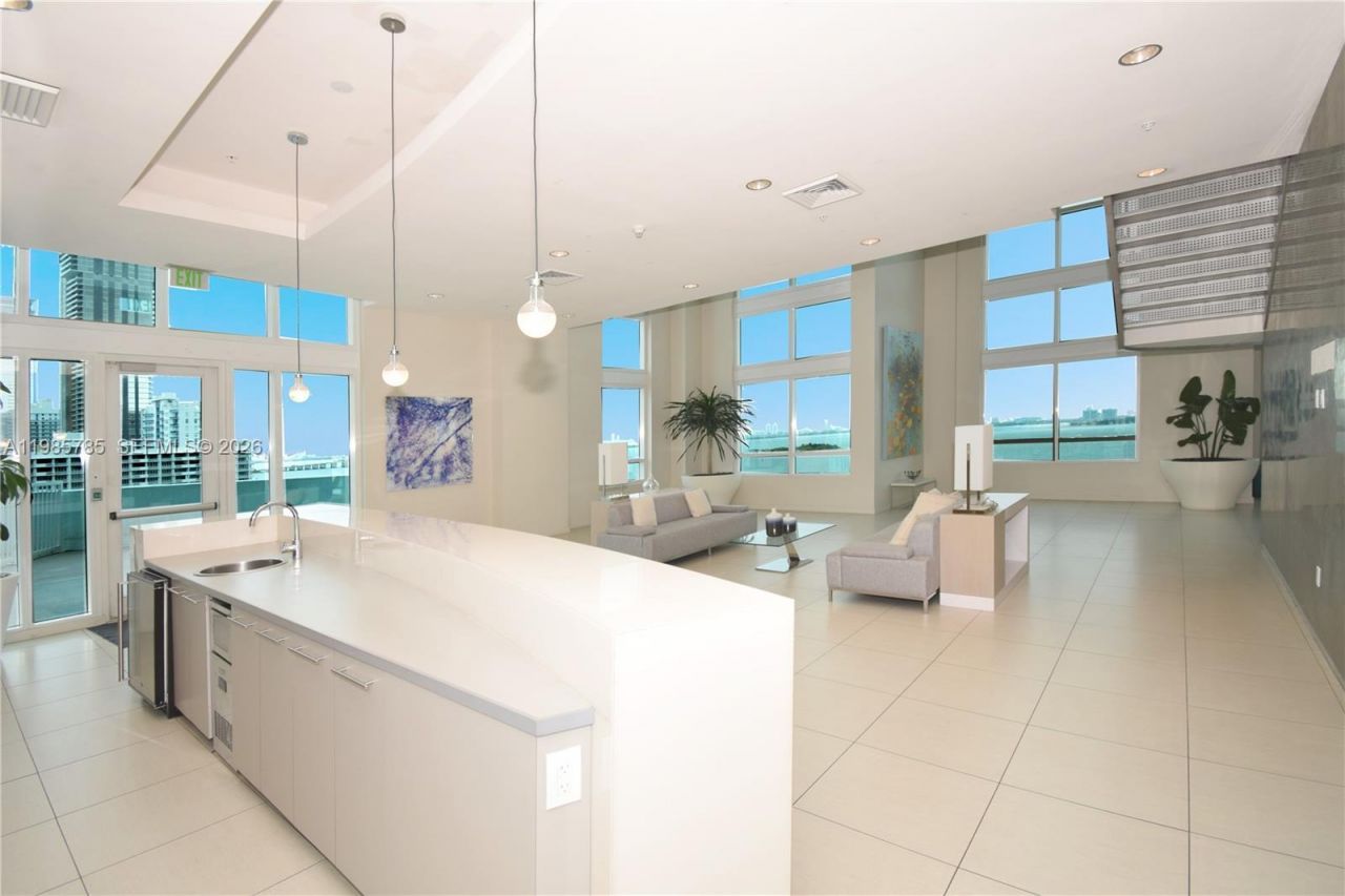 1900 N Bayshore Dr , Unit 2804, Miami, FL 33132 Photo