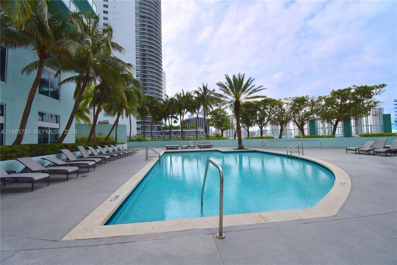 1900 N Bayshore Dr , Unit 2804, Miami, FL 33132 Photo