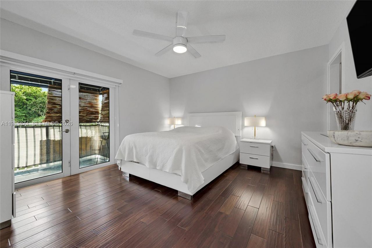 7110 NW 173rd Dr, Unit 108, Hialeah, FL 33015 Photo
