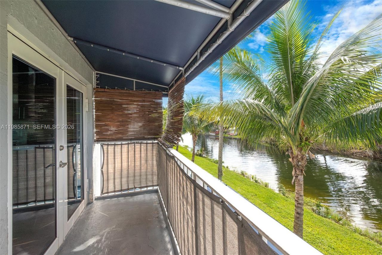 7110 NW 173rd Dr, Unit 108, Hialeah, FL 33015 Photo