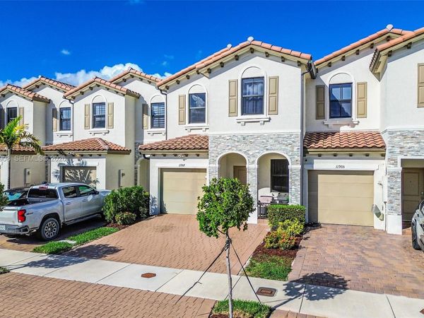 11907 SW 247th Ter, Homestead, FL 33032