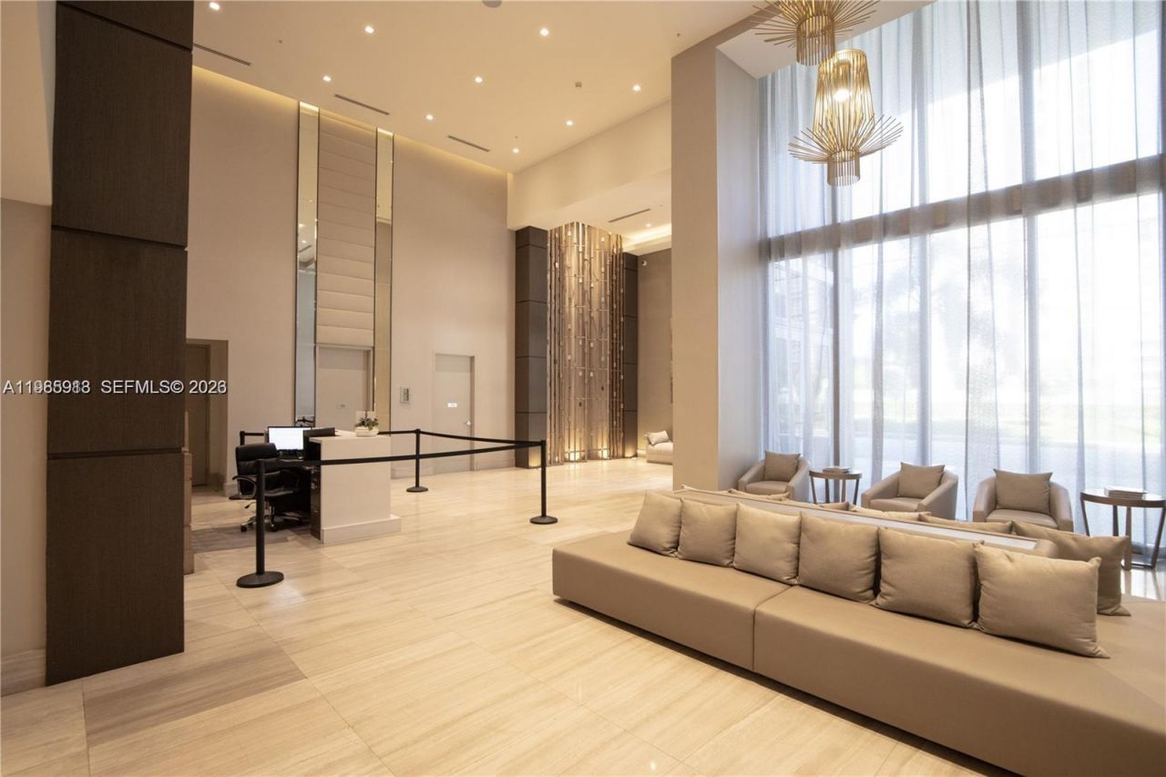 1010 SW 2nd Ave , Unit 2004, Miami, FL 33130 Photo