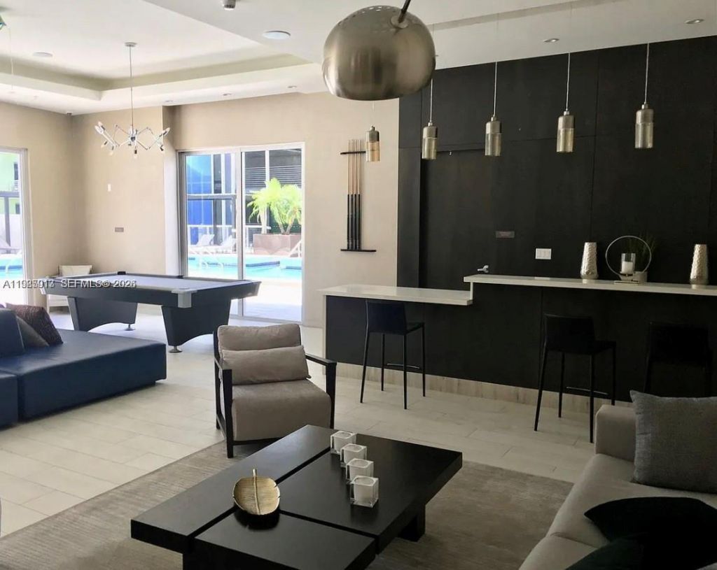 1010 SW 2nd Ave , Unit 2004, Miami, FL 33130 Photo