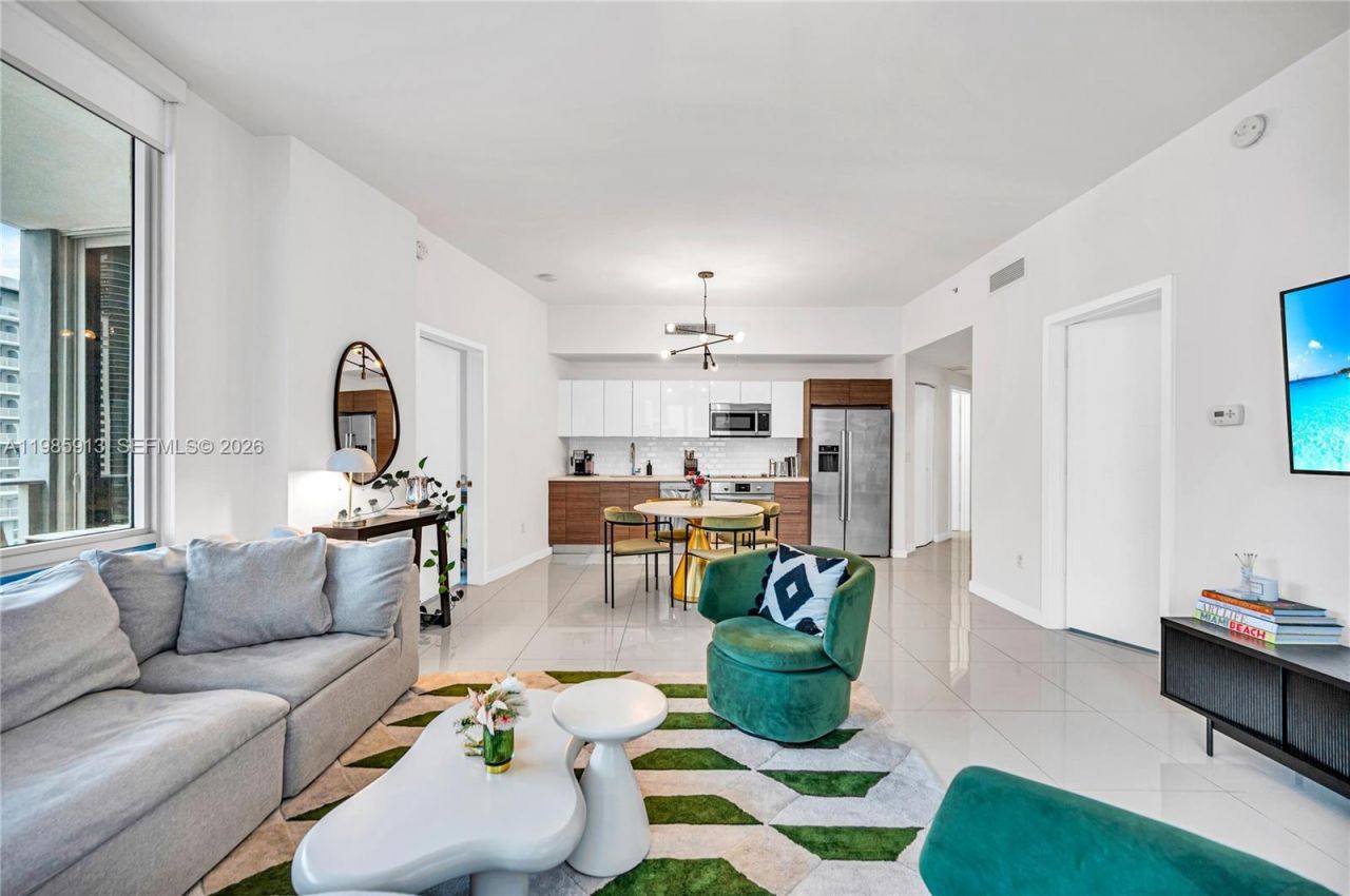 1010 SW 2nd Ave , Unit 2004, Miami, FL 33130 Photo