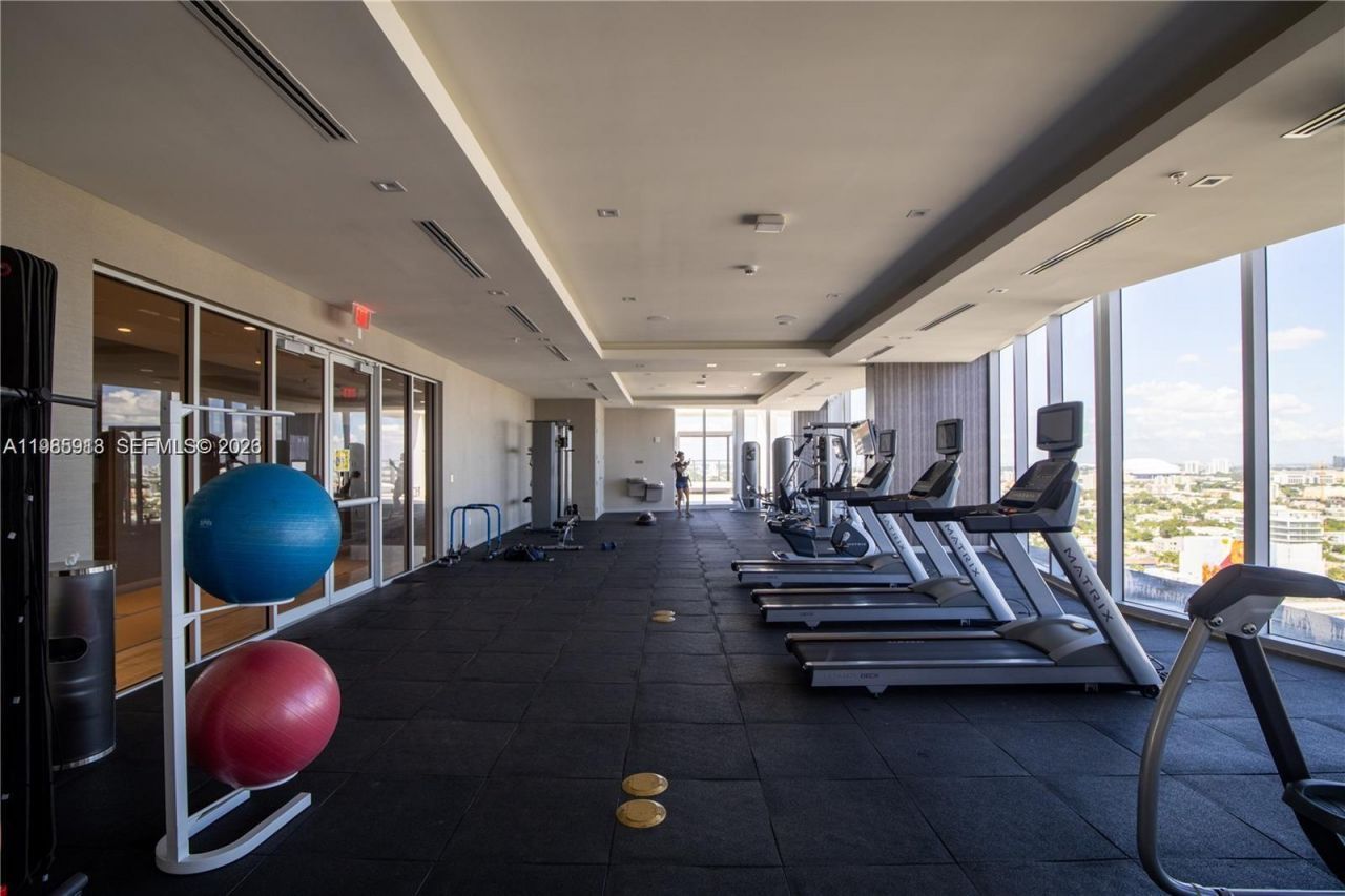 1010 SW 2nd Ave , Unit 2004, Miami, FL 33130 Photo