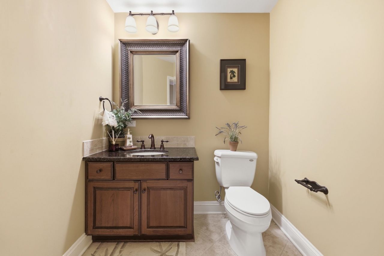 9547 Edgerton Dr.  Photo 28