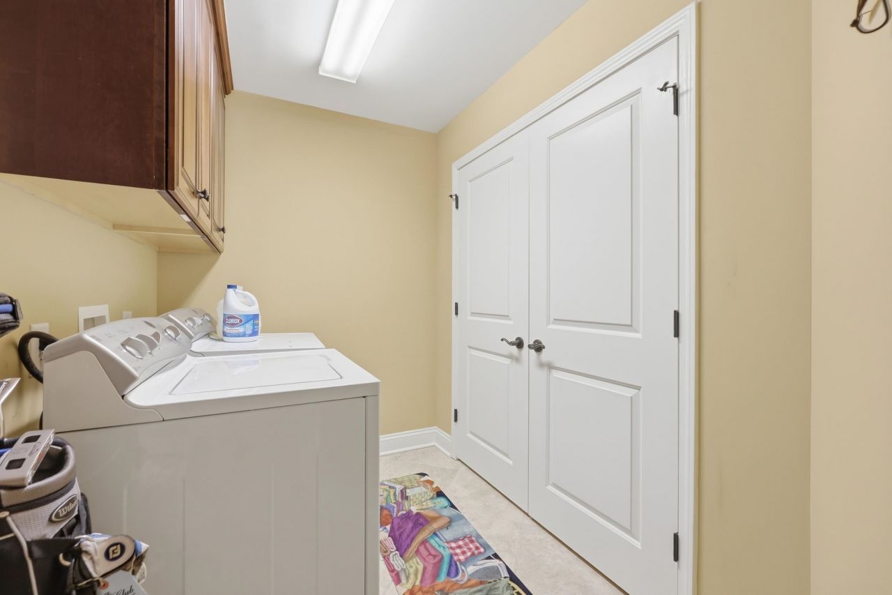 9547 Edgerton Dr.  Photo 29