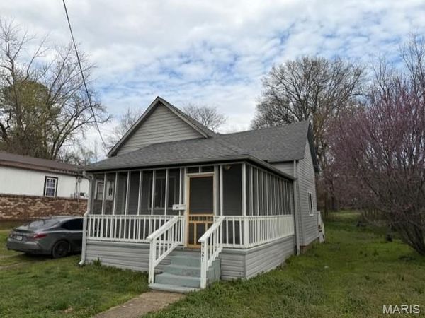 721 Cynthia Street , Poplar Bluff, MO 63901