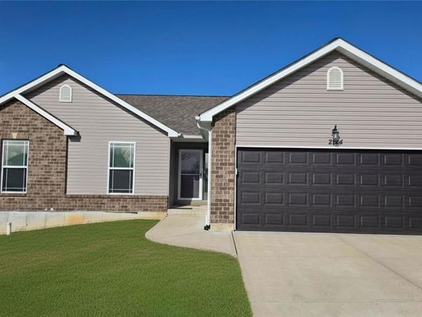 2124 Providence Park Lane, Herculaneum, MO 63048