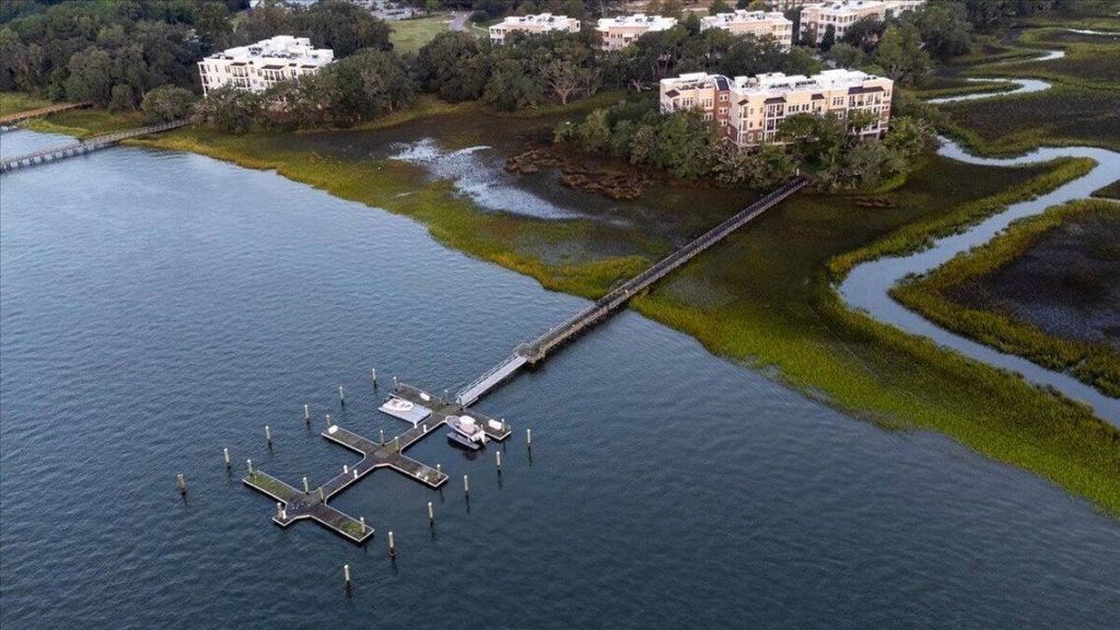 134 Fairbanks Oak Alley Photo 47