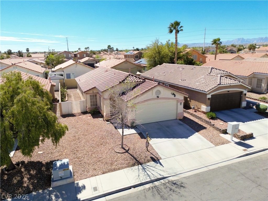 8125 Defiance Avenue, Las Vegas, NV 89129 Main Photo