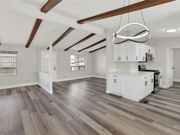 3076 Gavilan Lane , Las Vegas, NV 89122