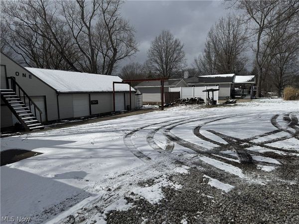 1662 Turkeyfoot Lake Road , Coventry, OH 44203