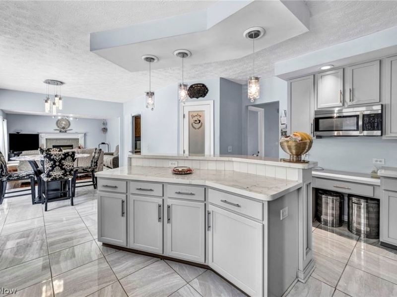 1273 Muchney Circle, Akron, OH 44312 Photo 18