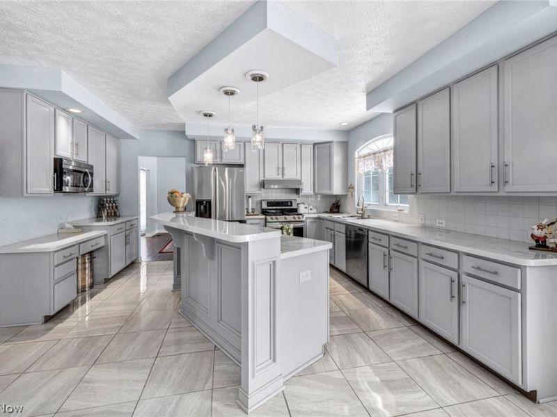 1273 Muchney Circle, Akron, OH 44312 Photo 19