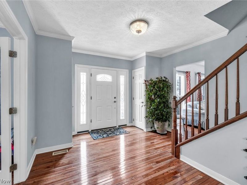 1273 Muchney Circle, Akron, OH 44312 Photo 7