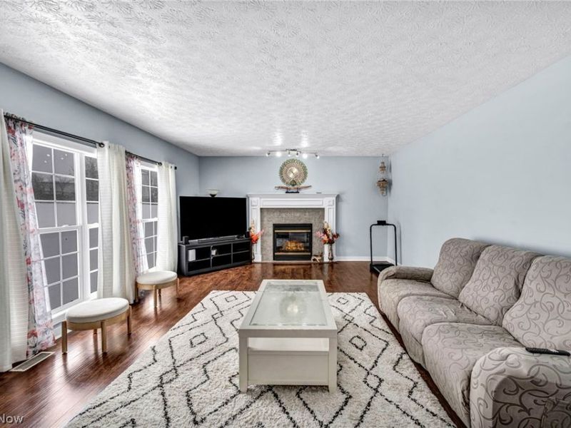 1273 Muchney Circle, Akron, OH 44312 Photo 9