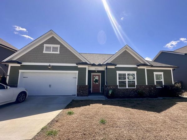 231 Winchester Drive, Rossville, GA 30741
