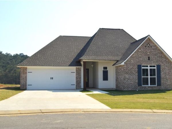 537 FELICIANA Drive, Pineville, LA 71360