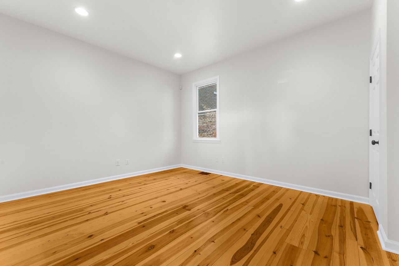 652 Rutledge Avenue Photo 14
