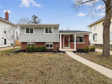 183 Washington Street, Mt. Clemens, MI 48043