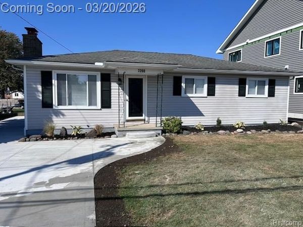 7208 Bluebill Street, Clay Twp, MI 48001
