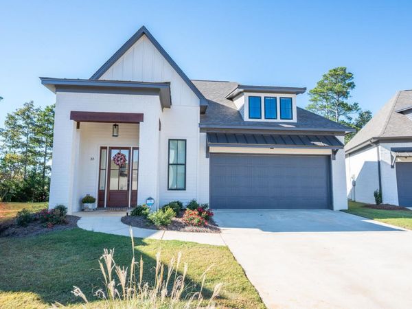 55 Greystone Ct, Starkville, MS 39759