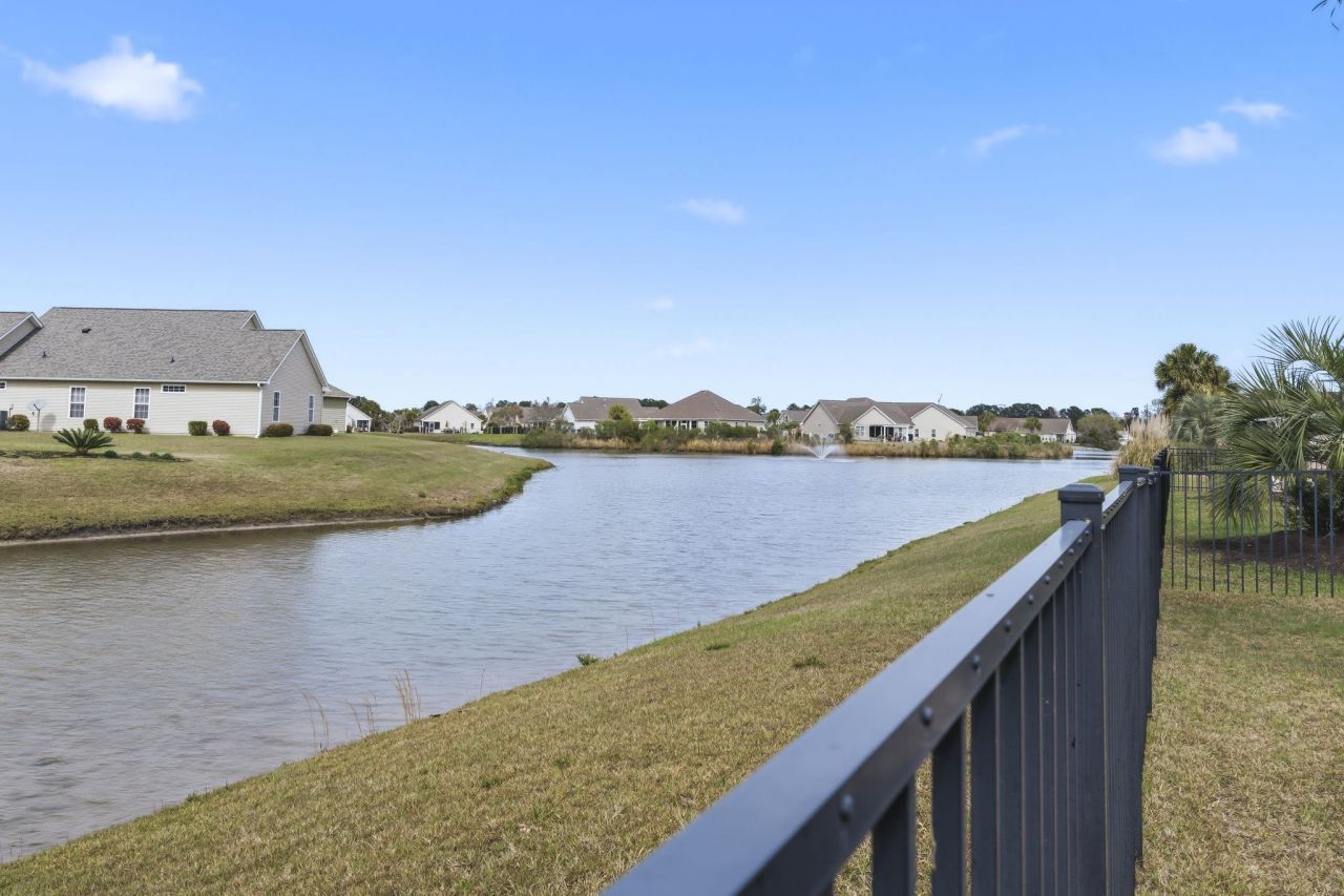 653 Sandberg St. Photo 30