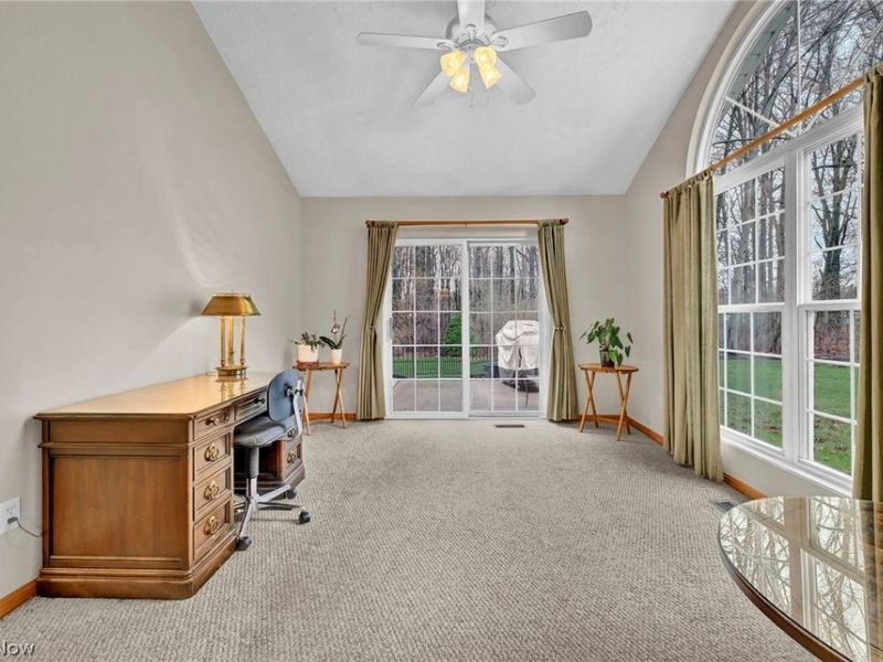 7596 Willow Woods Drive, North Olmsted, OH 44070 Photo 15