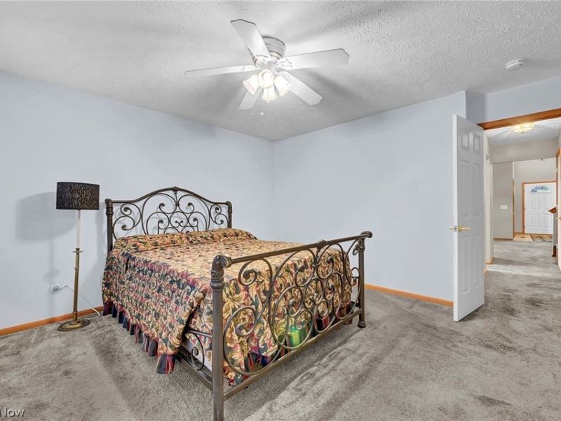 7596 Willow Woods Drive, North Olmsted, OH 44070 Photo 19