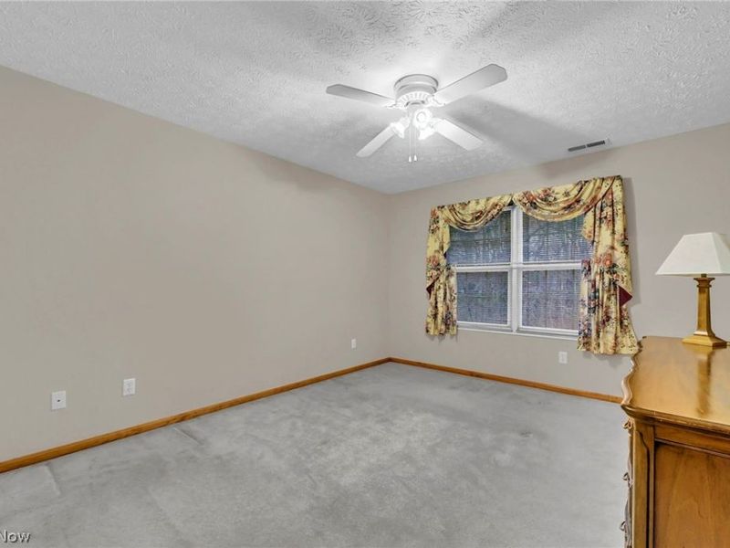 7596 Willow Woods Drive, North Olmsted, OH 44070 Photo 26