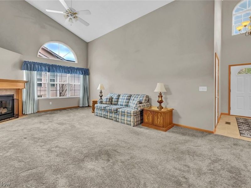 7596 Willow Woods Drive, North Olmsted, OH 44070 Photo 9