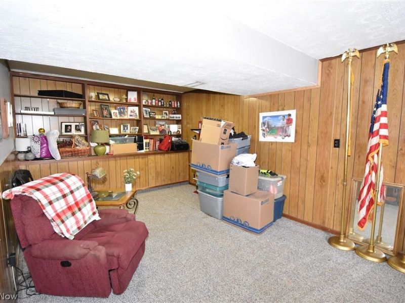 804 Texas Avenue , Mc Donald, OH 44437 Photo 15