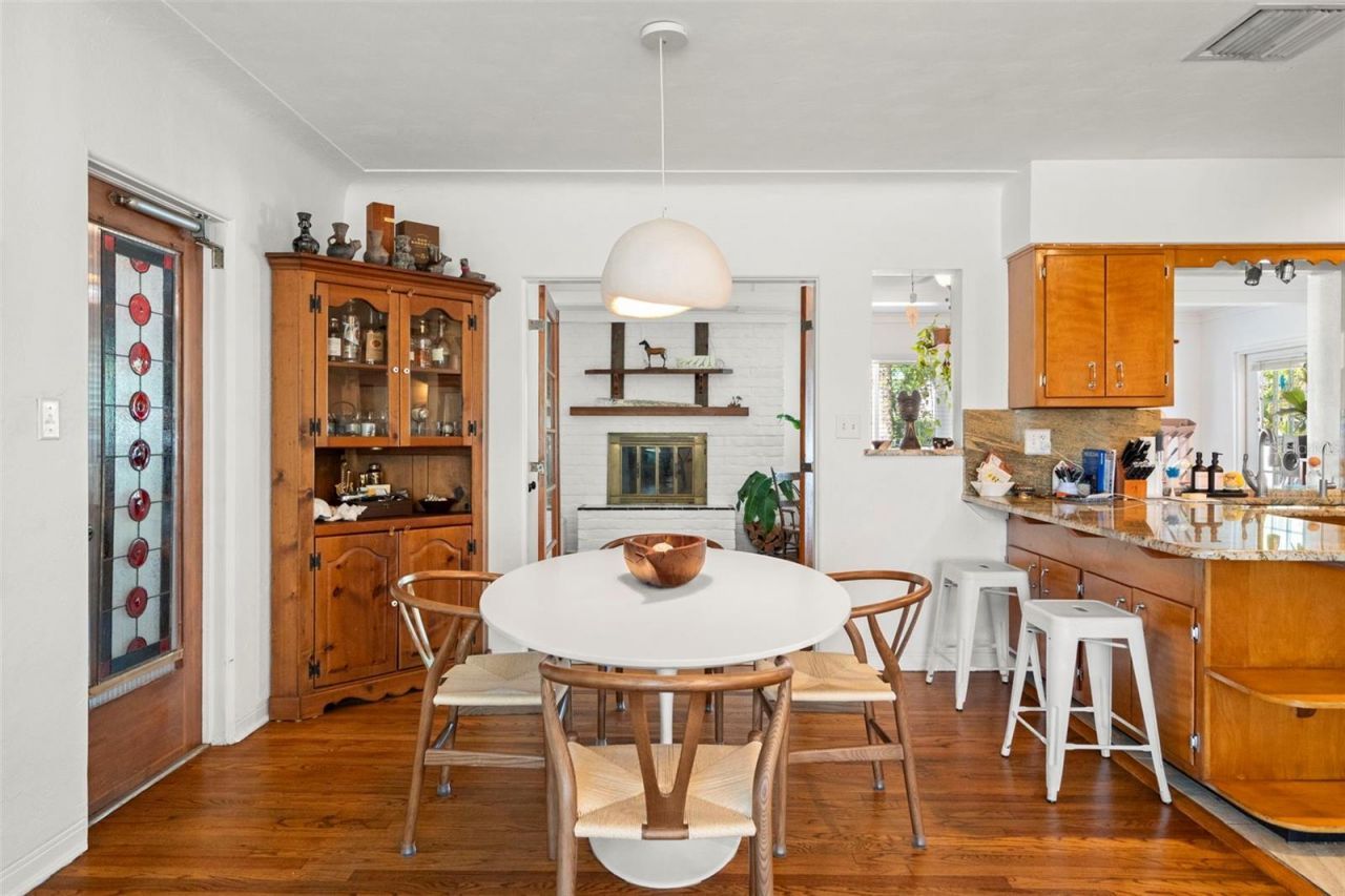 6343 1st Avenue N, Saint Petersburg, FL 33710 Photo