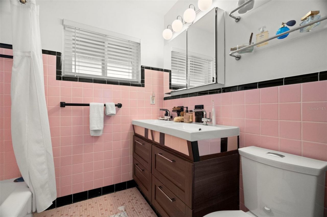 6343 1st Avenue N, Saint Petersburg, FL 33710 Photo