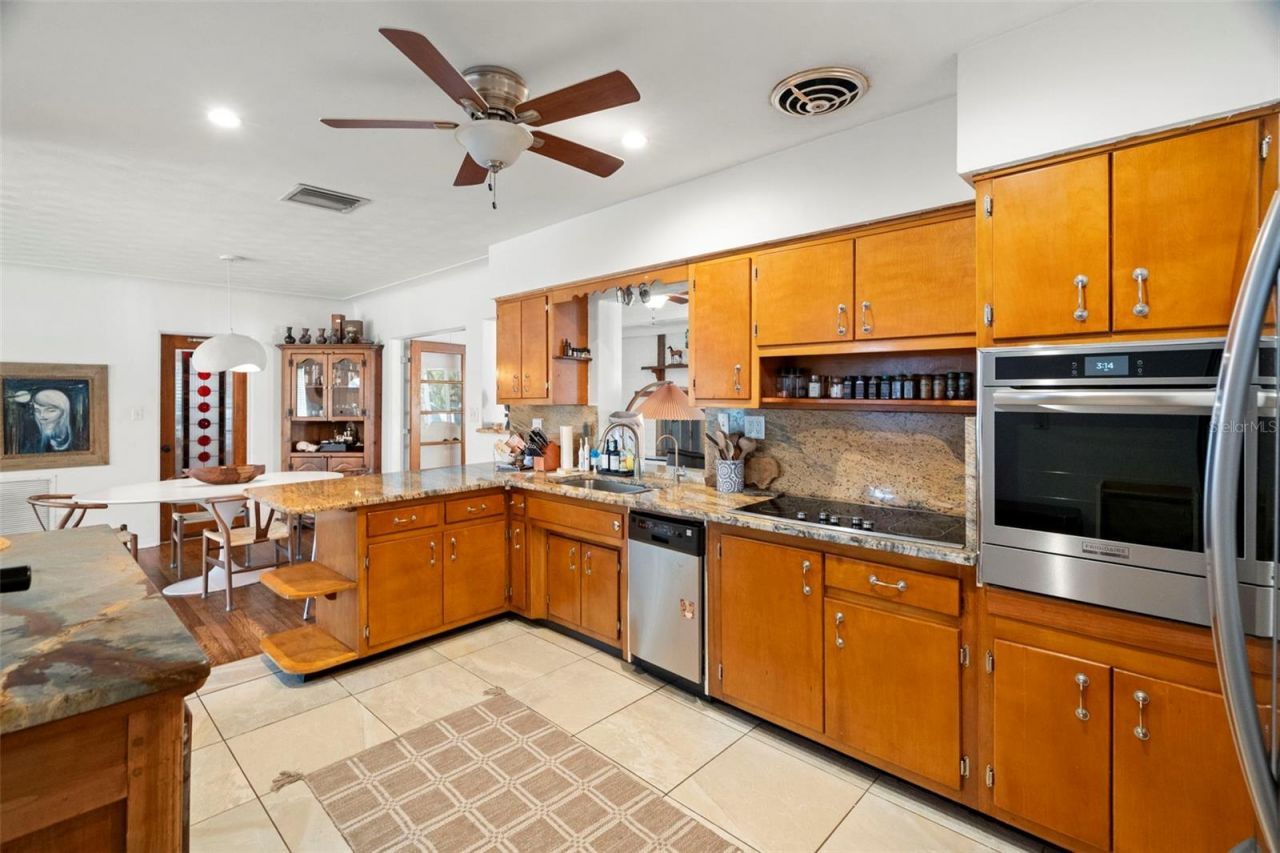 6343 1st Avenue N, Saint Petersburg, FL 33710 Photo