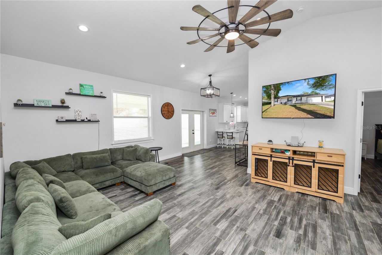 113 Mckean Street, Auburndale, FL 33823 Photo