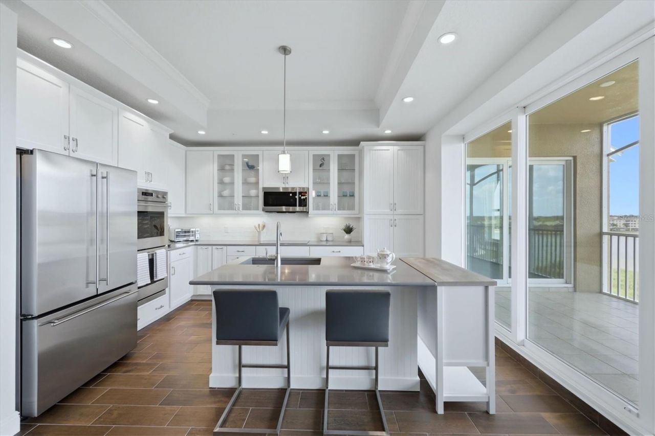 10510 Boardwalk Loop, Unit 602, Lakewood Ranch, FL 34202 Photo