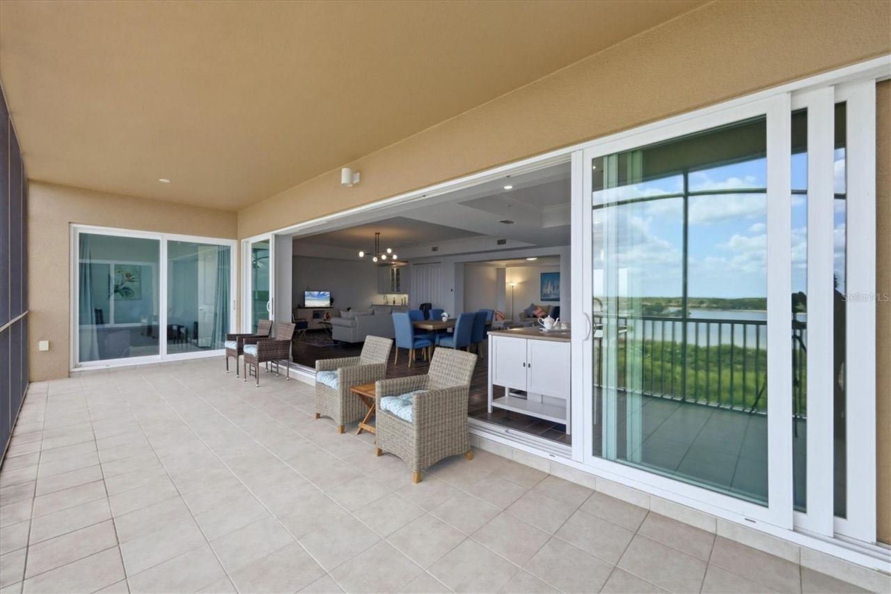 10510 Boardwalk Loop, Unit 602, Lakewood Ranch, FL 34202 Photo