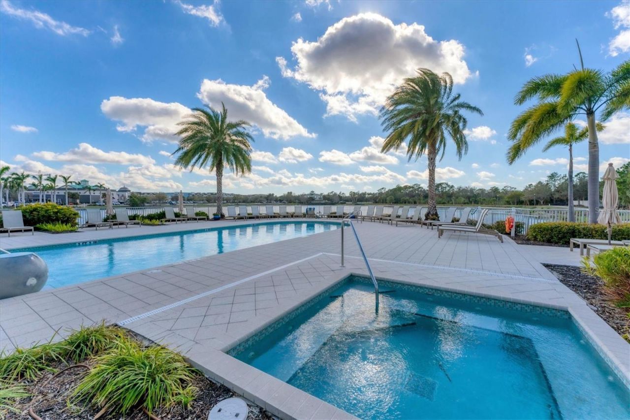 10510 Boardwalk Loop, Unit 602, Lakewood Ranch, FL 34202 Photo