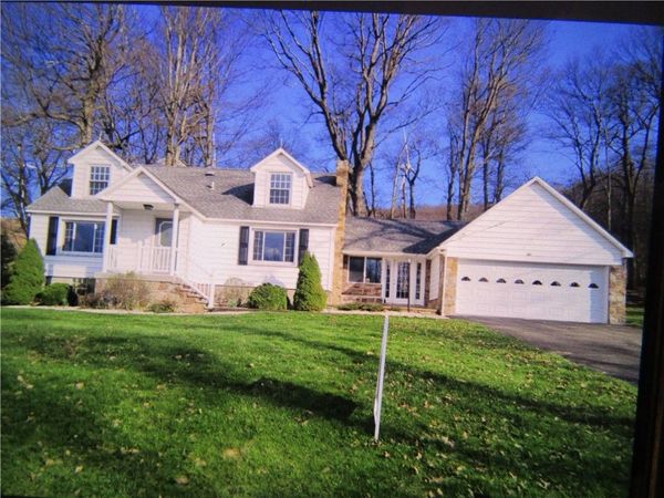 310 Steyer Rd, Mill Run, PA 15464