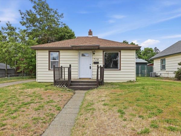 718 E Queen Ave, Spokane, WA 99207