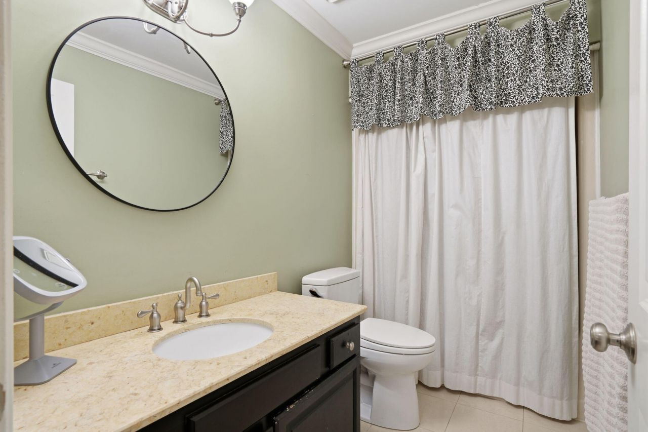 233 Lands End Drive Photo 14