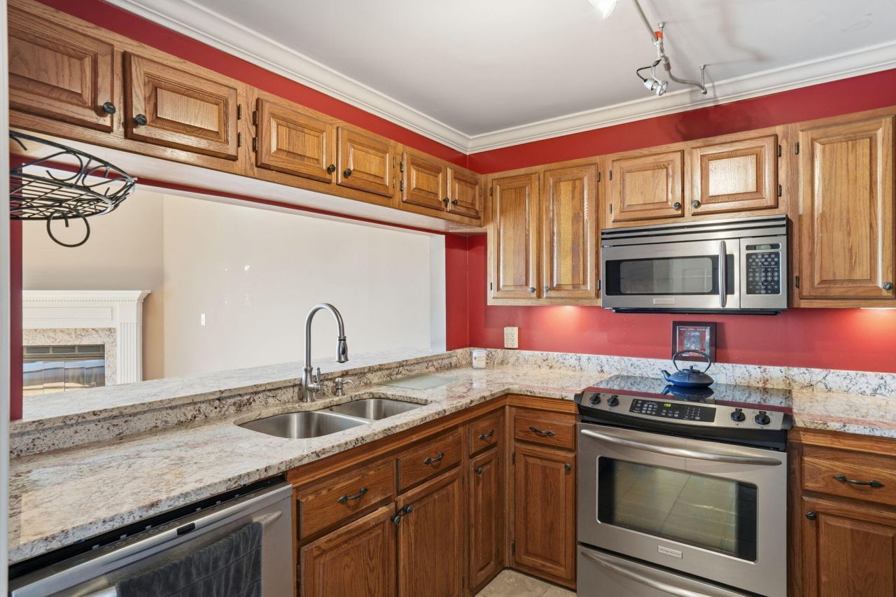 233 Lands End Drive Photo 4