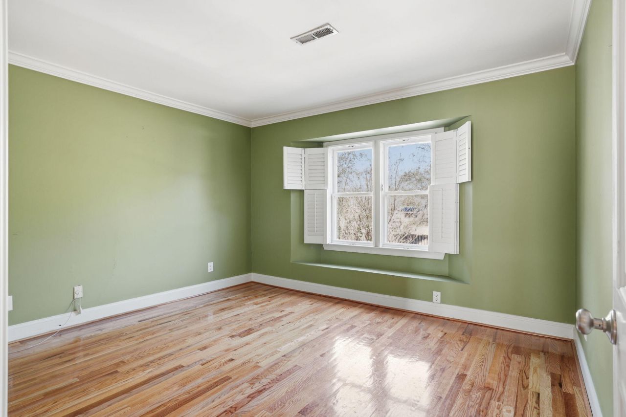 233 Lands End Drive Photo 9